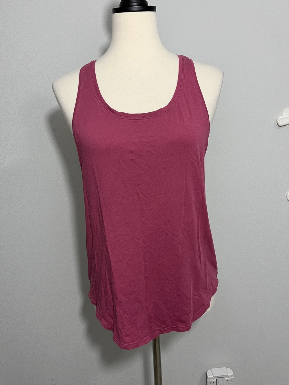 Lululemon Medium Mauve Moss Rose Pleated Love Tank Top